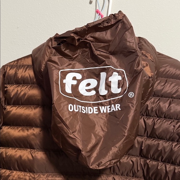 Brown and blue Felt puffer jacket NWOT - Picture 6 of 6